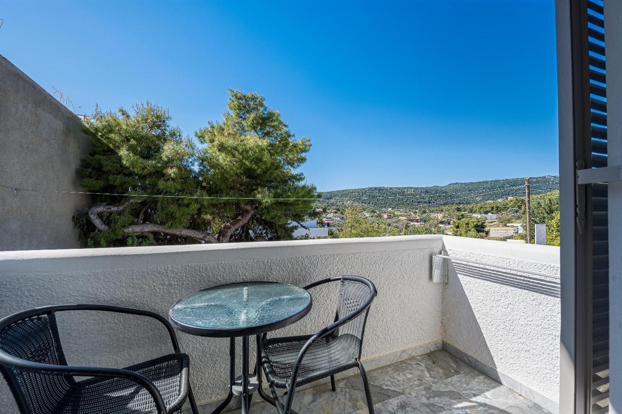 Erato Hotel Agia Marina  Esterno foto